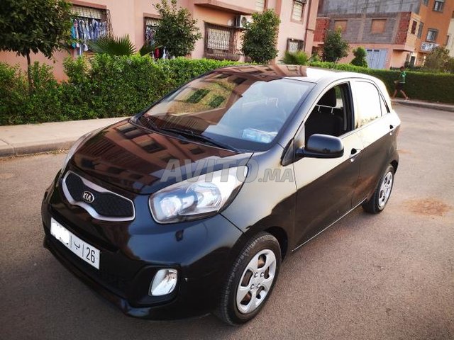 Voiture Kia Picanto 2015 à marrakech Essence - 6 chevaux