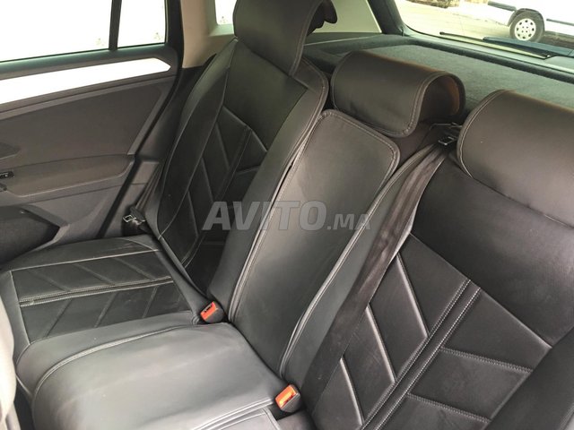 Voiture Volkswagen Tiguan 2017 à laâyoune Diesel - 8 chevaux
