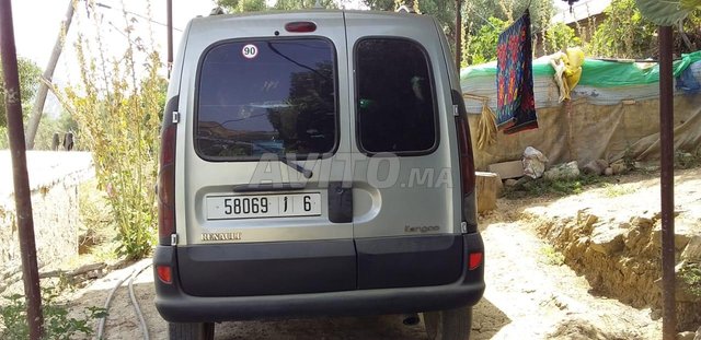 Voiture Renault Kangoo 2002 à ghafsai Diesel - 7 chevaux
