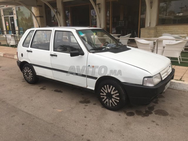 Voiture Fiat Uno 2000 à temara Essence - 6 chevaux