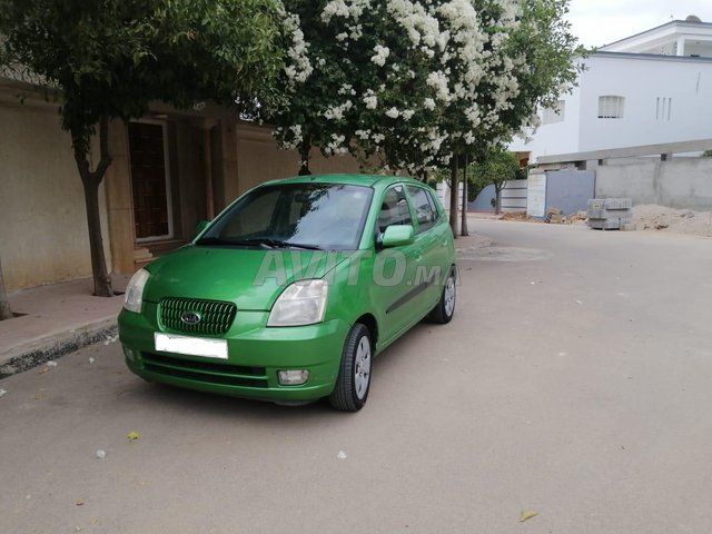 Voiture Kia Picanto 2006 à meknès Essence - 6 chevaux