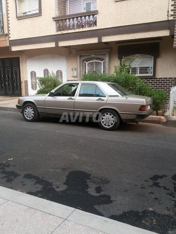 Voiture Mercedes benz R190 1986 à béni-mellal Diesel - 8 chevaux
