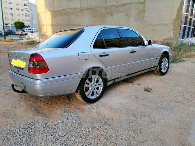 Voiture Mercedes benz Classe c 1998 à meknès Diesel - 10 chevaux