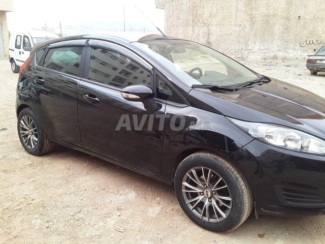 Voiture Ford Fiesta 2015 à fès Diesel - 7 chevaux