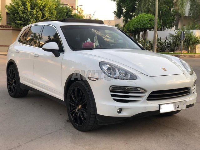 Voiture Porsche Cayenne 2013 à fès Diesel - 12 chevaux