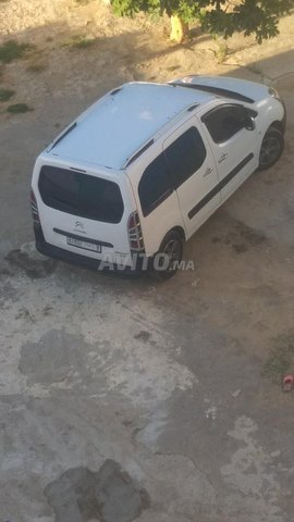 Voiture Citroen Berlingo 2015 à tanger Diesel - 6 chevaux