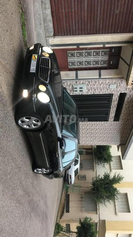 Voiture Mercedes benz Classe e 2001 à tanger Diesel - 13 chevaux