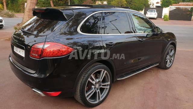 Voiture Porsche Cayenne 2012 à rabat Diesel - 12 chevaux