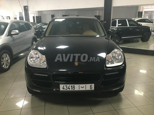 Voiture Porsche Cayenne 2007 à rabat Essence - 17 chevaux