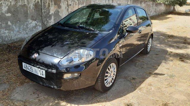 Voiture Fiat Punto 2018 à mohammedia Diesel - 6 chevaux