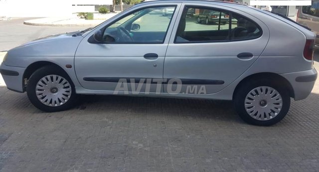 Voiture Renault Megane 2001 à rabat Diesel - 7 chevaux