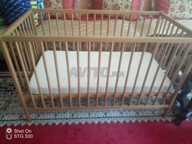 Lit Bebe Avec Matelat Ikea Equipements Pour Enfant Et Bebe A Casablanca Avito Ma