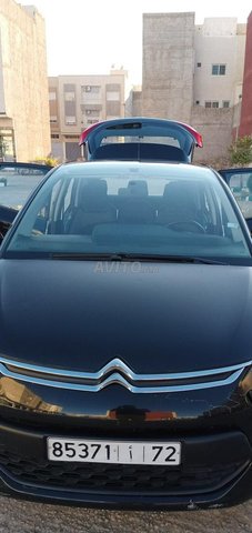 Voiture Citroen C4 picasso 2015 à fès Diesel - 6 chevaux