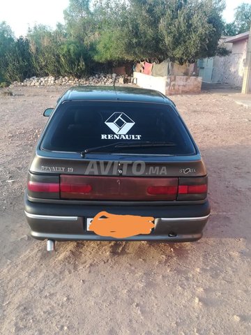 Voiture Renault R19 1994 à khouribga Diesel - 7 chevaux