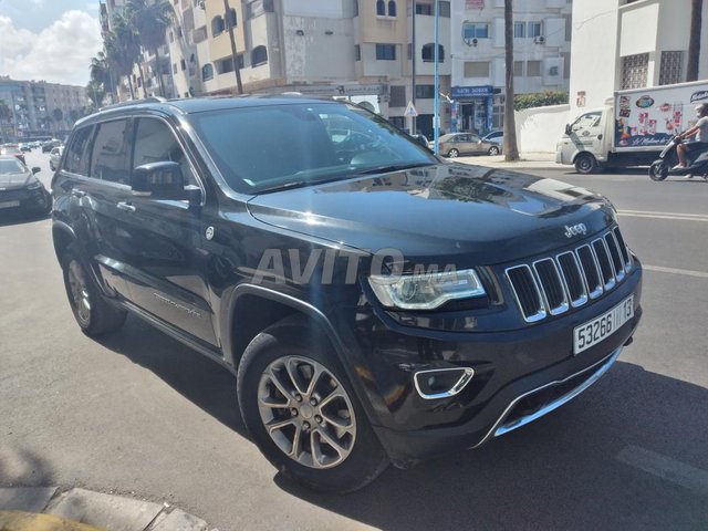 Voiture Jeep Grand cherokee 2017 à casablanca Diesel - 12 chevaux