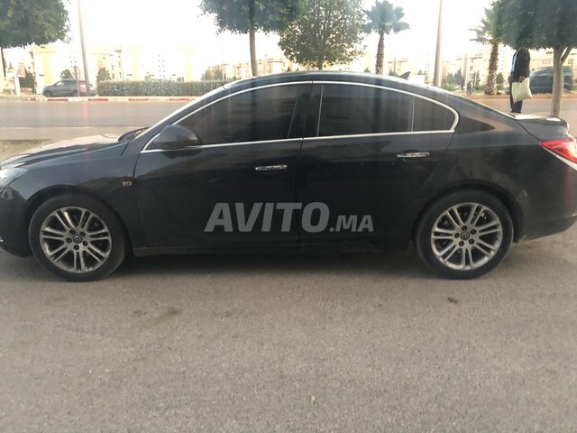 Voiture Opel Insignia 2010 à oujda Diesel - 6 chevaux