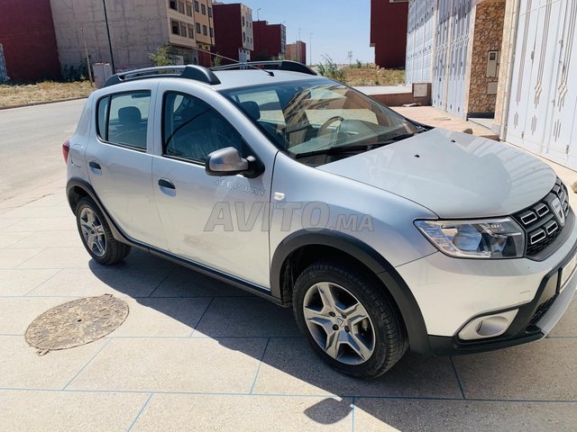 Voiture Dacia Sandero 2019 à oujda Diesel - 6 chevaux