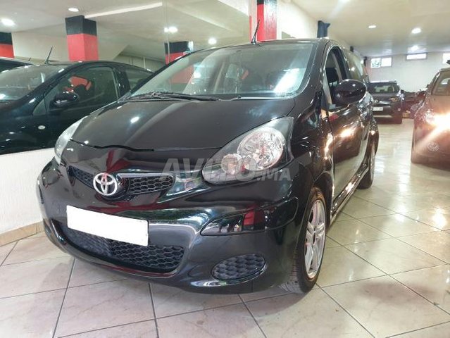 Voiture Toyota Aygo 2011 à kénitra Essence - 6 chevaux