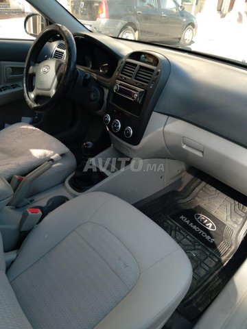 Voiture Kia Cerato 2009 à salé Diesel - 6 chevaux
