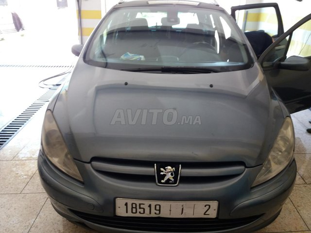 Voiture Peugeot 307 sw 2006 à meknès Diesel - 6 chevaux