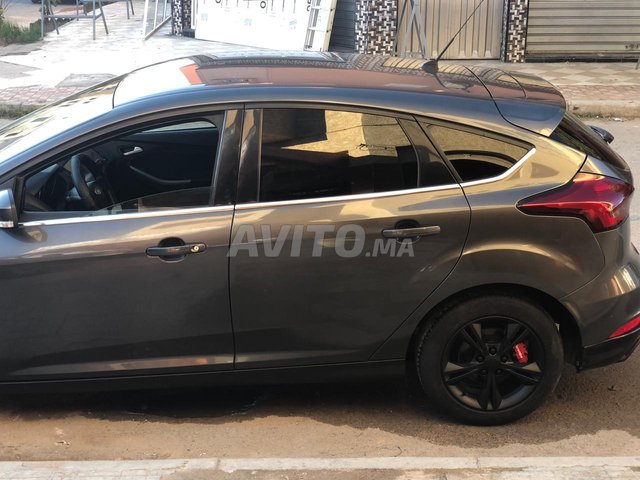 Voiture Ford Focus 2016 à el-jadida Diesel - 6 chevaux