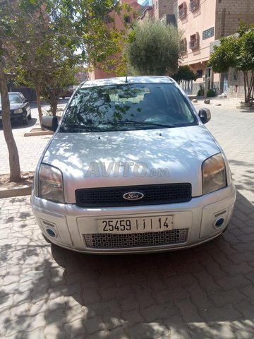 Voiture Ford Fusion 2011 à marrakech Essence - 8 chevaux
