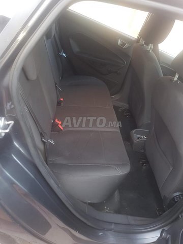 Voiture Ford Fiesta 2017 à marrakech Essence - 6 chevaux