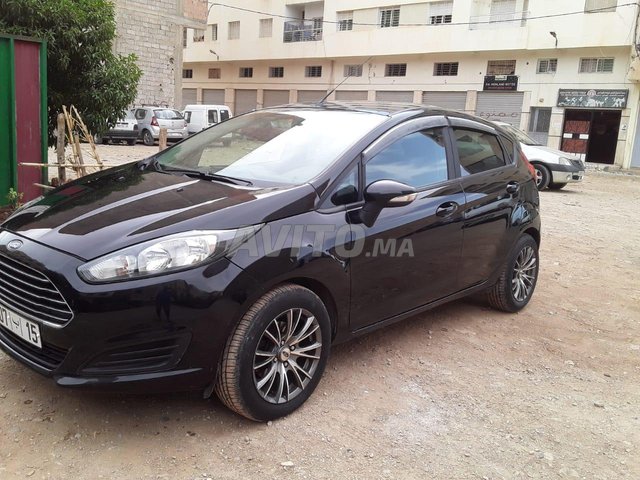 Voiture Ford Fiesta 2015 à fès Diesel - 6 chevaux
