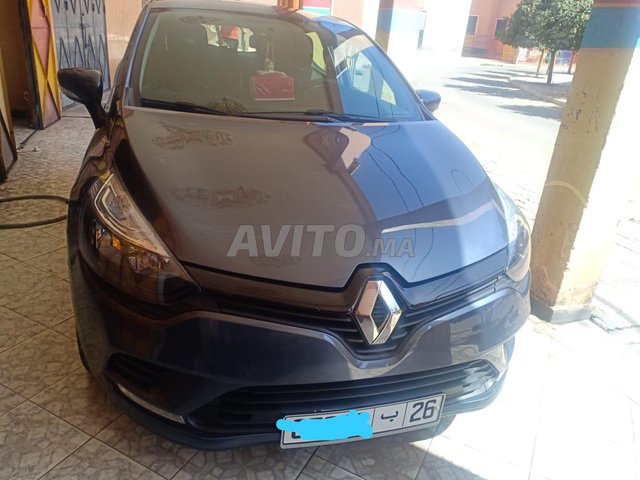 Voiture Renault Clio 2019 à marrakech Essence - 6 chevaux