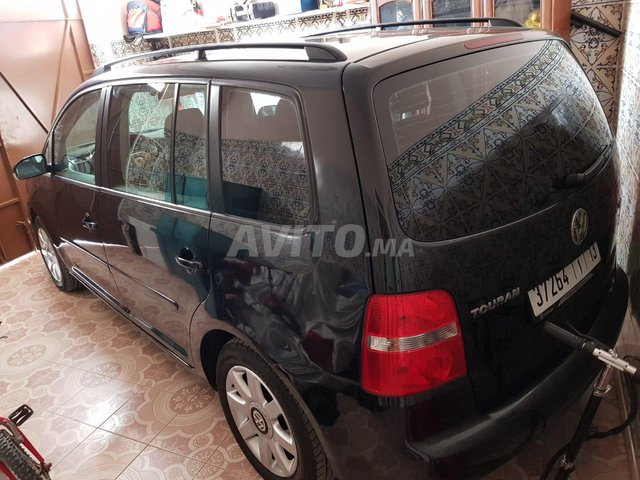 Voiture Volkswagen Touran 2006 à nador Diesel