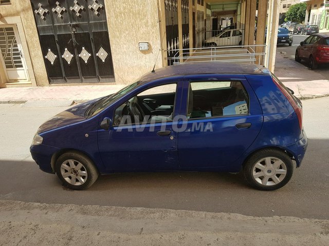 Voiture Fiat Punto 2008 à rabat Essence - 6 chevaux