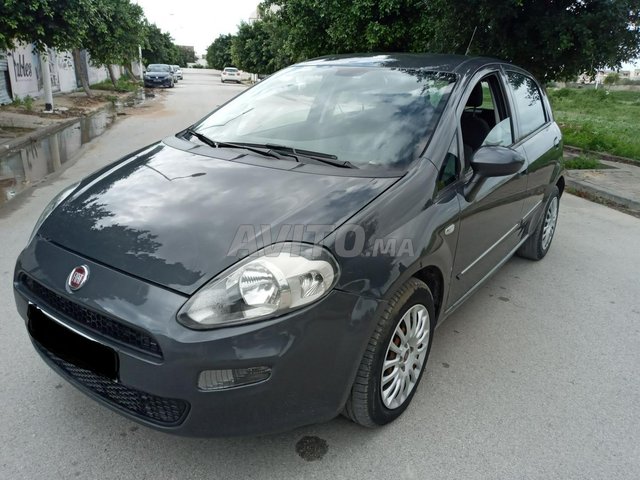 Voiture Fiat Punto 2016 à tanger Diesel