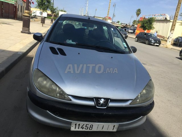 Voiture Peugeot 206 2000 à sidi-allal-el-bahraoui Diesel - 7 chevaux