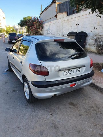 Voiture Peugeot 206 2003 à rabat Diesel - 7 chevaux