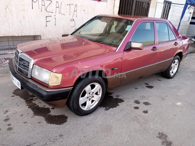 Voiture Mercedes benz R190 1992 à casablanca Diesel - 8 chevaux