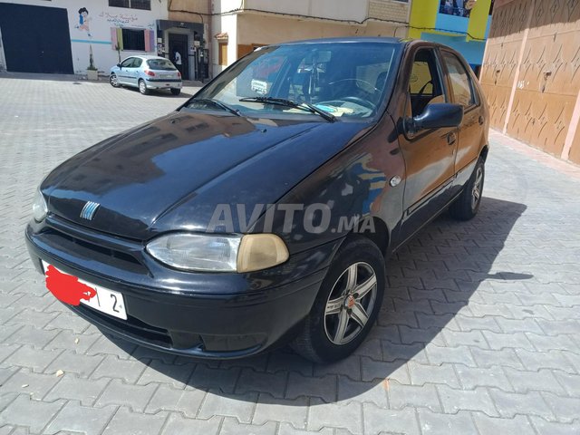 Voiture Fiat Palio 2000 à salé Diesel - 7 chevaux