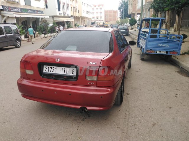 Voiture Honda Civic 2000 à azrou Essence - 9 chevaux