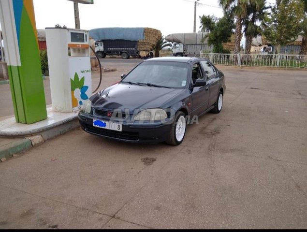 Voiture Honda Civic 1998 à meknès Essence - 9 chevaux