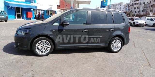 Voiture Volkswagen Touran 2014 à casablanca Diesel - 6 chevaux