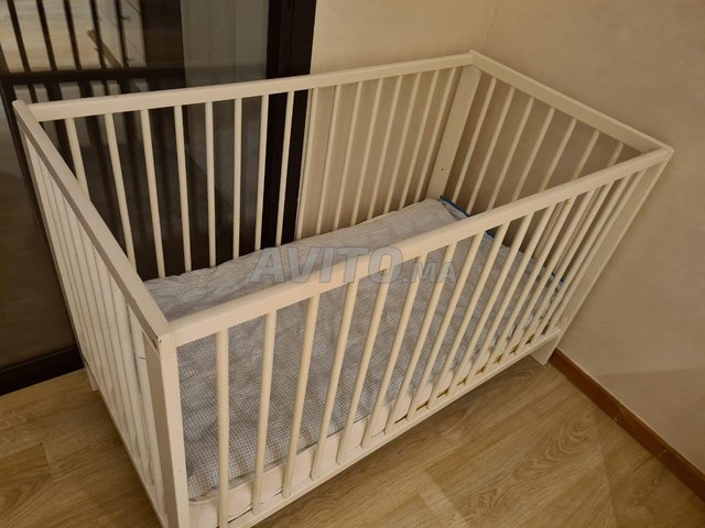 A Vendre Lit Pour Enfant Avec Comode Meubles Et Decoration A Casablanca Avito Ma