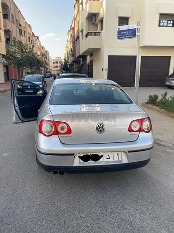 Voiture Volkswagen Passat 2008 à salé Diesel - 7 chevaux