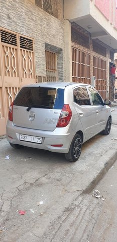 Voiture Hyundai I 10 2012 à tanger Essence - 4 chevaux