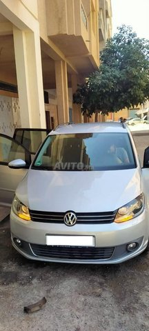 Voiture Volkswagen Touran 2011 à skhirat Diesel - 6 chevaux