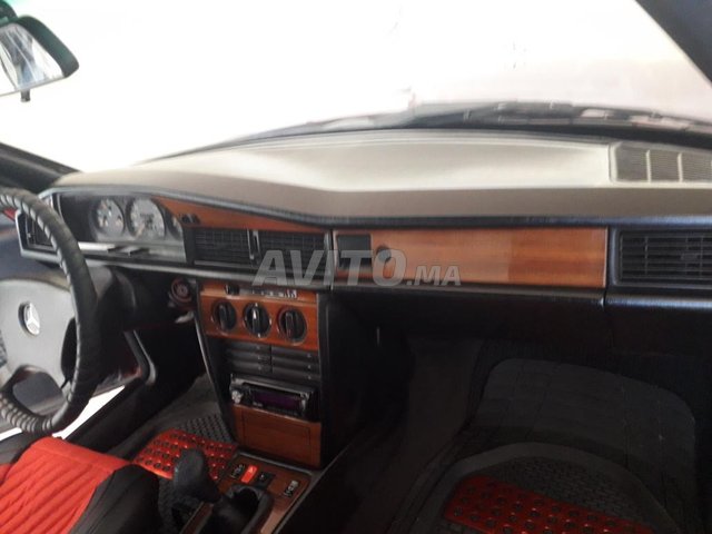 Voiture Mercedes benz R190 1992 à taza Diesel - 10 chevaux