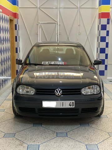 Voiture Volkswagen Golf 4 2003 à oujda Diesel - 8 chevaux