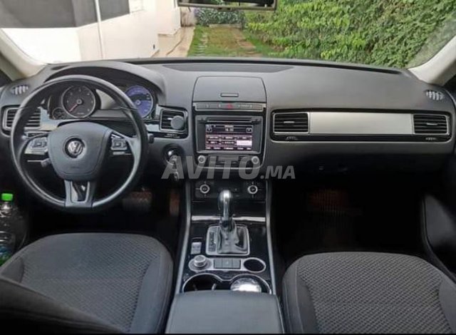 Voiture Volkswagen Touareg 2016 à sala-al-jadida Diesel - 12 chevaux