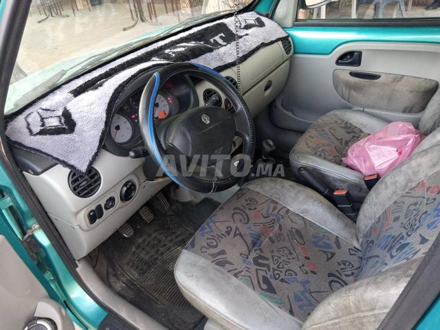 Voiture Renault Kangoo 2011 au Maroc Essence - 6 chevaux