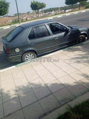 Voiture Renault R19 1994 au Maroc Diesel