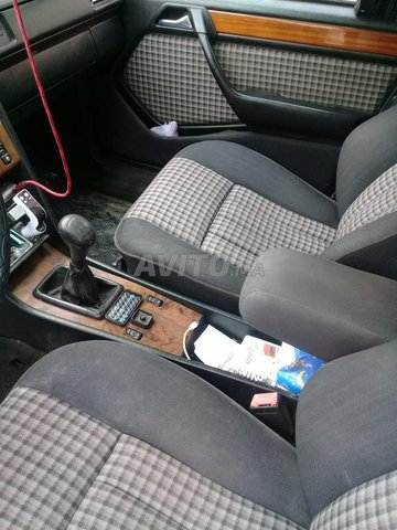 Voiture Mercedes benz R250 2000 au Maroc Diesel - 10 chevaux