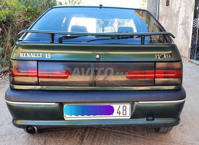 Voiture Renault R19 1994 au Maroc Diesel - 7 chevaux